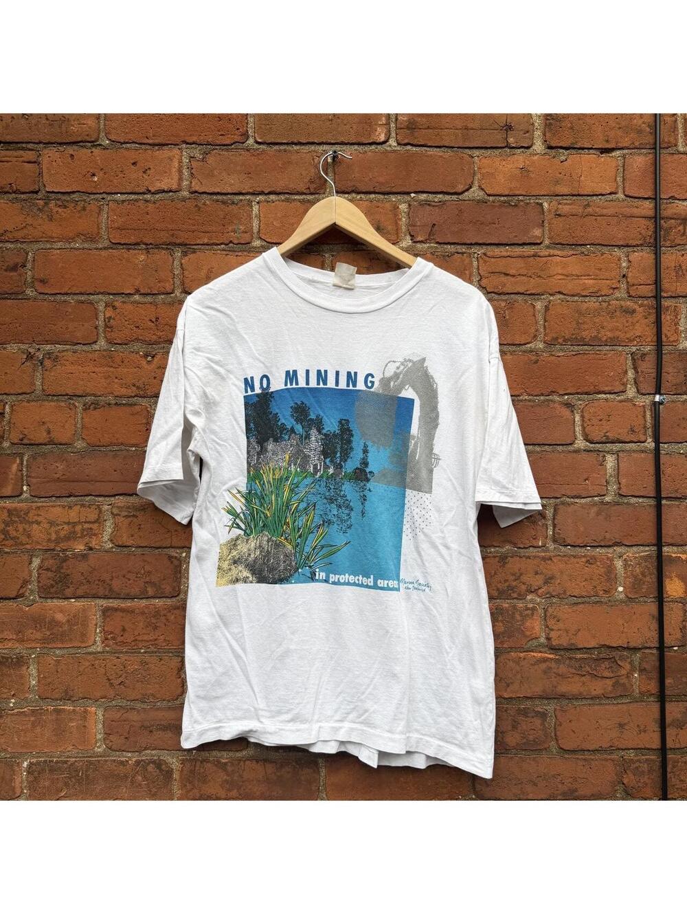 Vintage no mining in protected areas New Zealand t shirt 90s